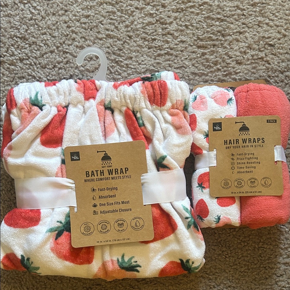 Home Wear Pattern Bath and Hair Wrap Set - Red and White